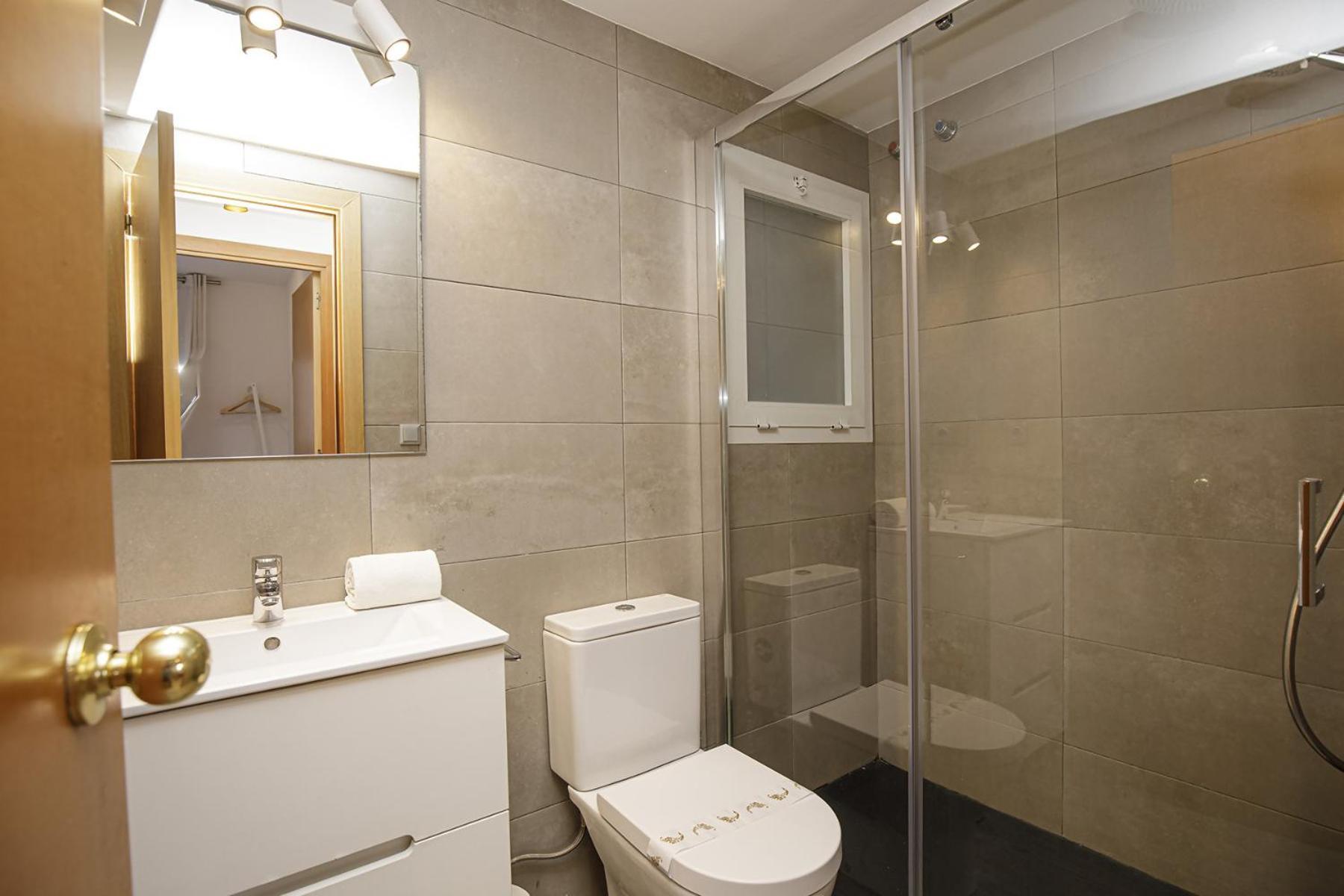 Apartamento Con Gran Terraza En Girona Eksteriør bilde